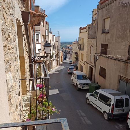 Tranquil And Spacious Townhouse In Historical And Picturesque Cervera Del Maestre Cervera del Maestre Exterior foto