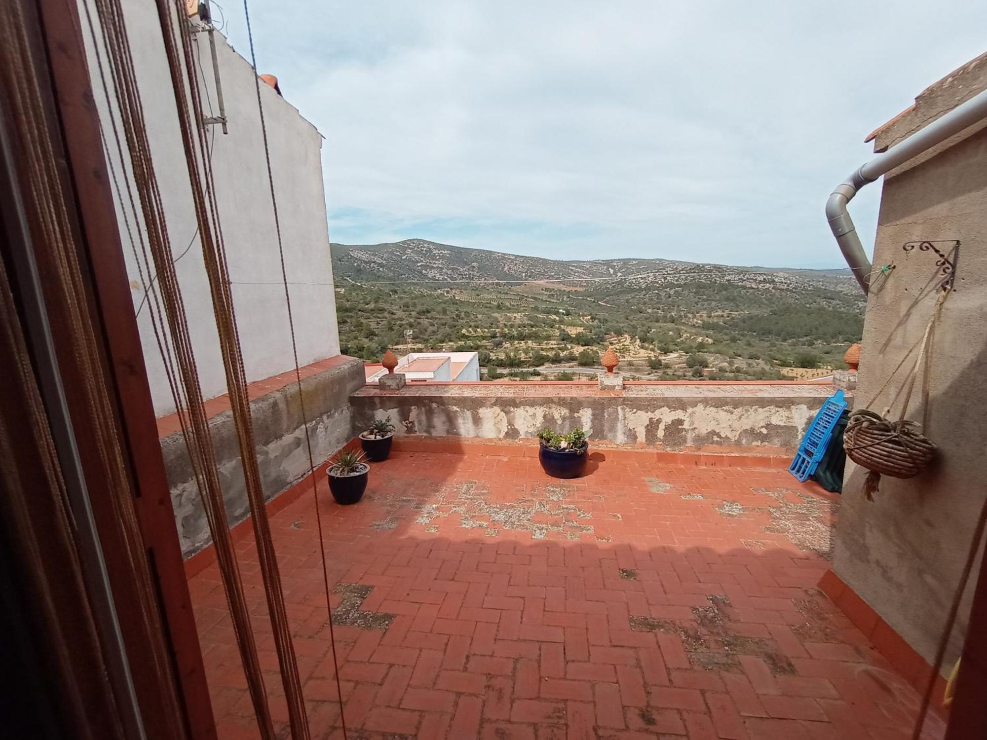 Tranquil And Spacious Townhouse In Historical And Picturesque Cervera Del Maestre Cervera del Maestre Exterior foto