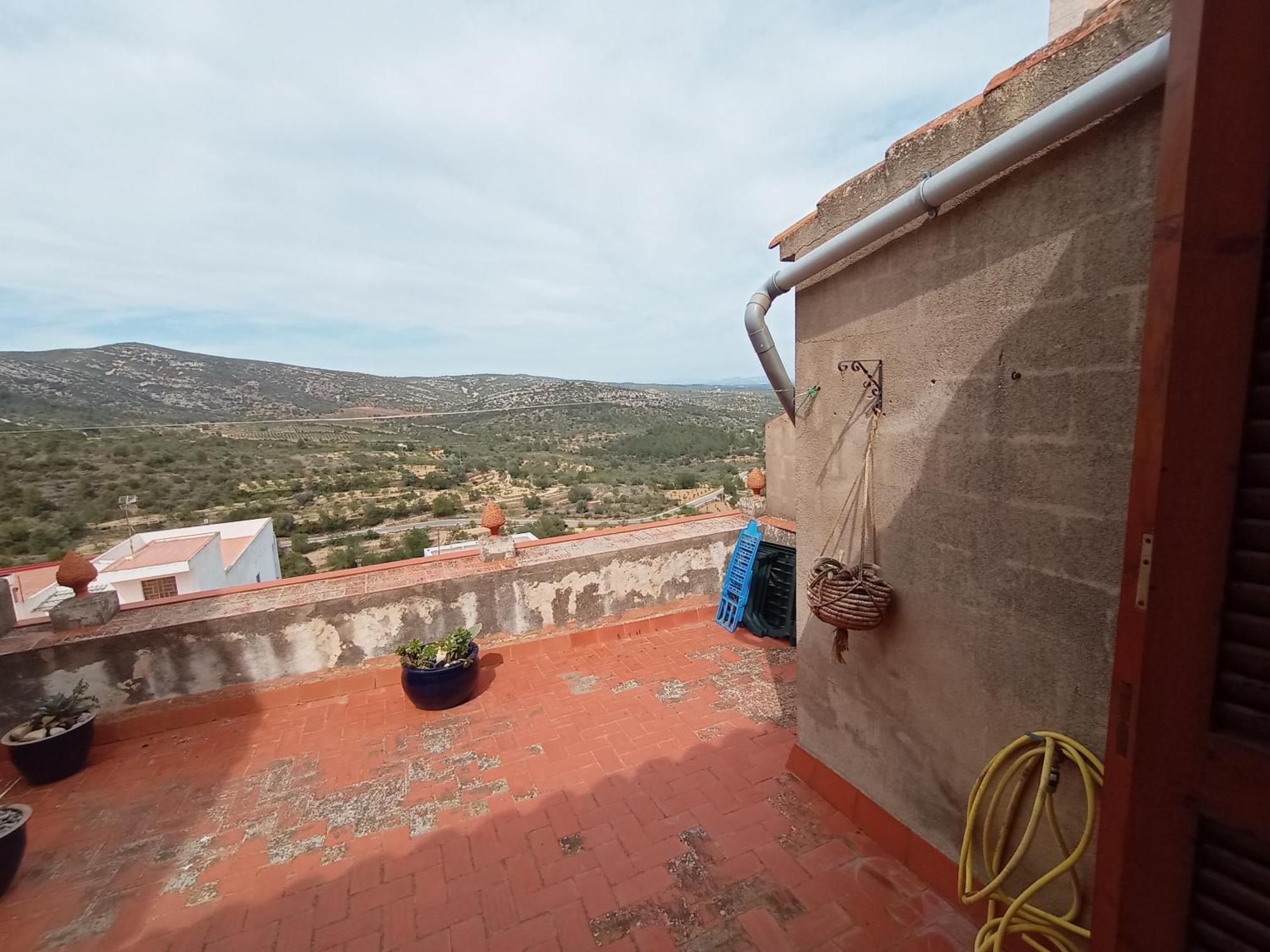 Tranquil And Spacious Townhouse In Historical And Picturesque Cervera Del Maestre Cervera del Maestre Exterior foto